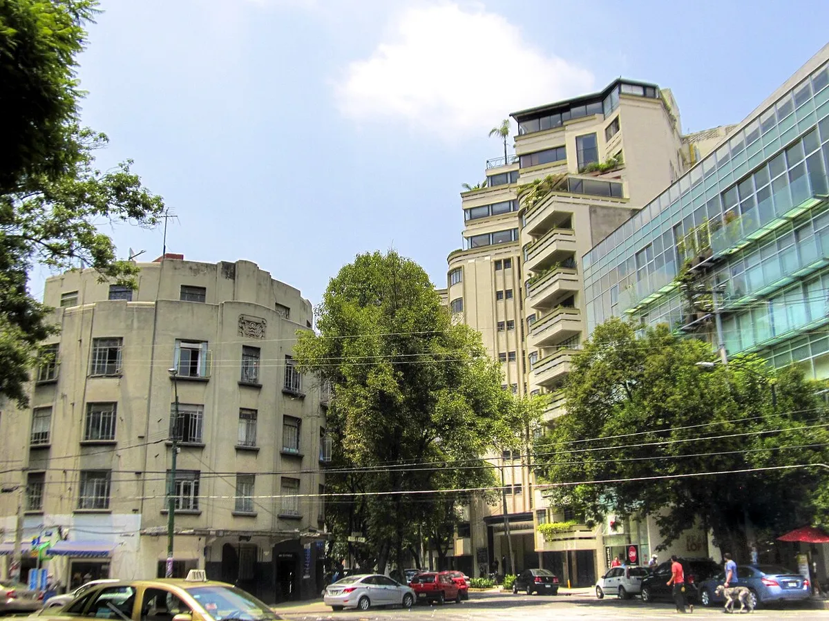 Edificios Art Déco y contemporáneos en la colonia Condesa, CDMX